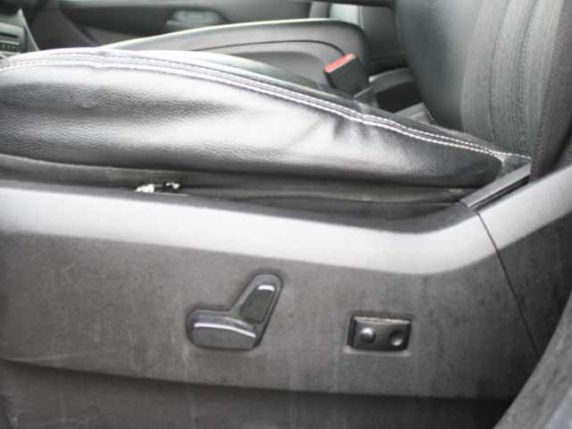 2016 Chrysler Town & Country S-7