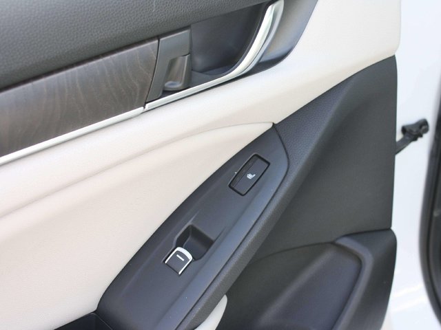 2020 Honda Accord Touring-6
