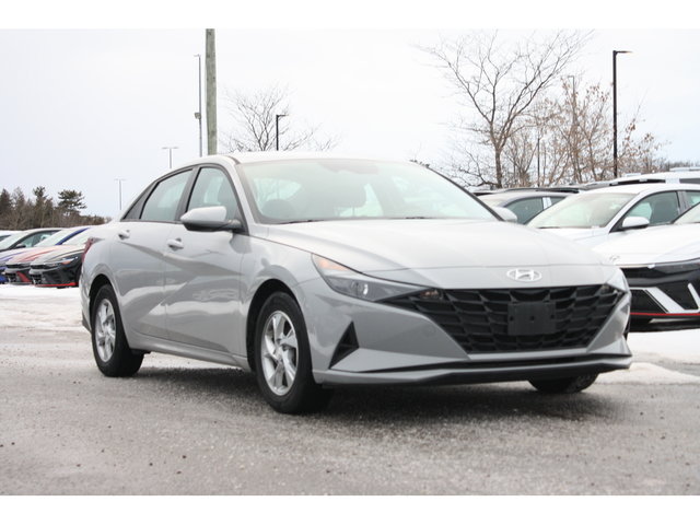 2022 Hyundai Elantra Essential-3