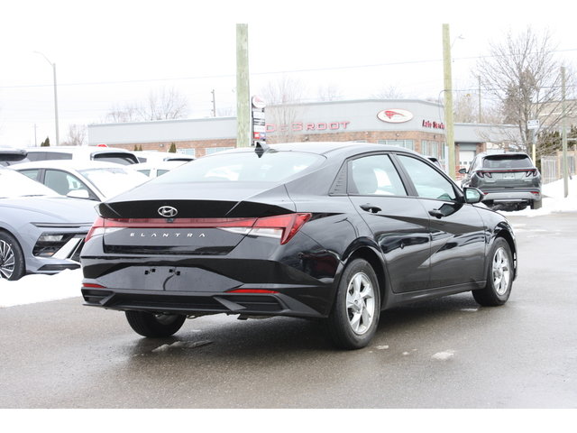 2023 Hyundai Elantra Essential-4