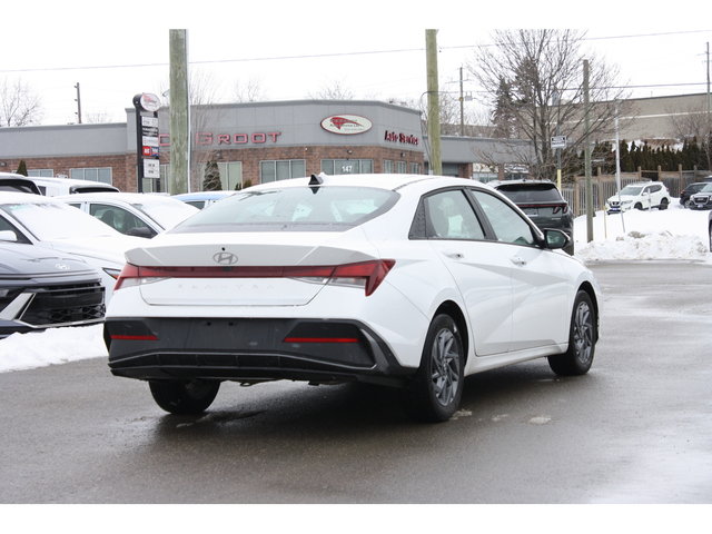 2024 Hyundai Elantra Preferred-4