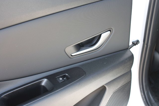 2026 Hyundai Elantra Preferred-5