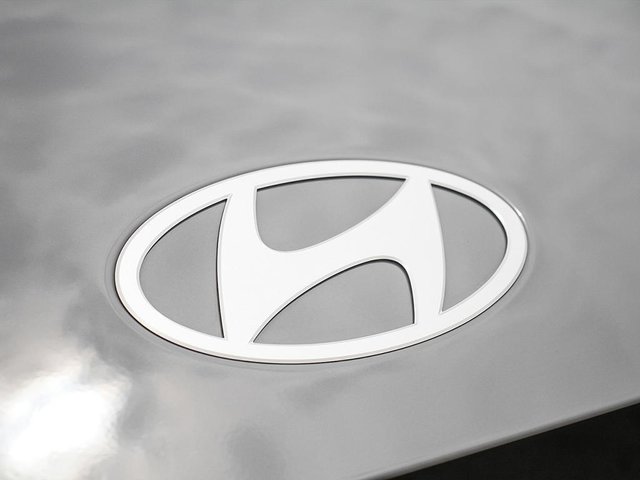 2026 Hyundai Ioniq 5 Preferred AWD Long Range-7