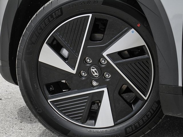2026 Hyundai Ioniq 5 Preferred AWD Long Range-6