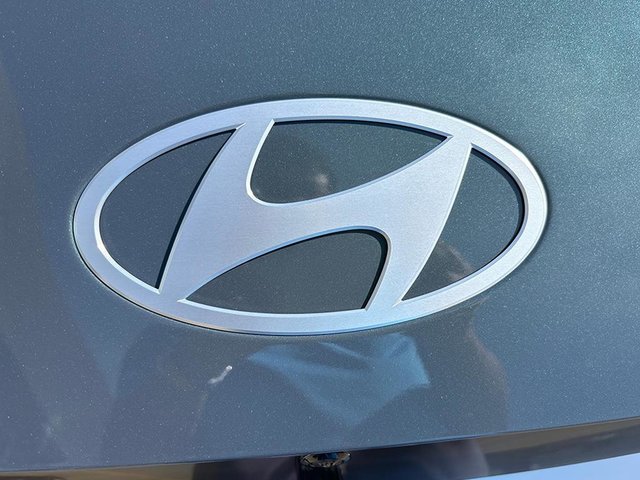 2026 Hyundai Ioniq 5 Preferred AWD Long Range-7