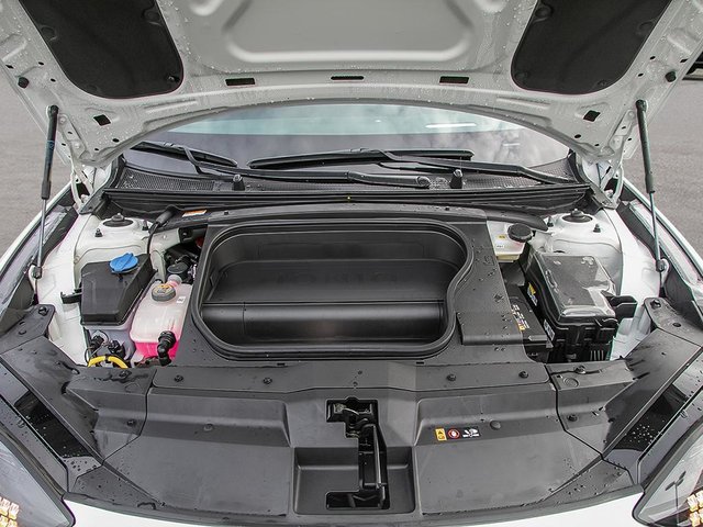 2025 Hyundai IONIQ 6 Preferred AWD Long Range with Ultimate Package-5