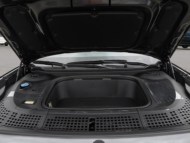 2026 Hyundai Ioniq 9 Preferred AWD with Luxury package-5