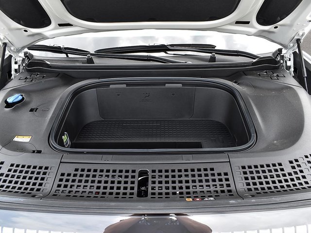 2026 Hyundai Ioniq 9 Preferred AWD with Ultimate Calligraphy package-5