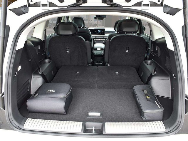 2026 Hyundai Ioniq 9 Preferred AWD with Ultimate Calligraphy package-6