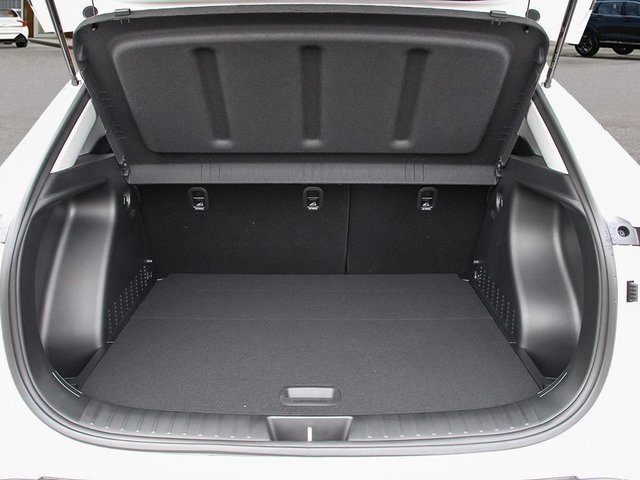 2026 Hyundai Kona Electric Preferred-6