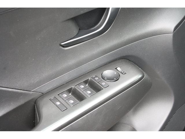 2024 Hyundai Kona 2.0L Preferred-7