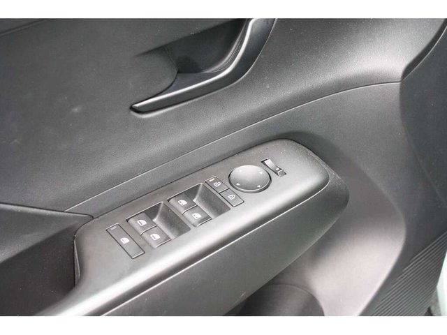 2024 Hyundai Kona 2.0L Preferred-7