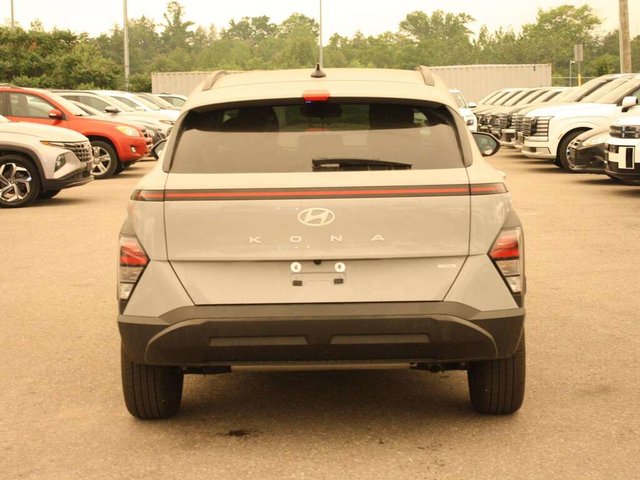 2024 Hyundai Kona 2.0L Preferred-4