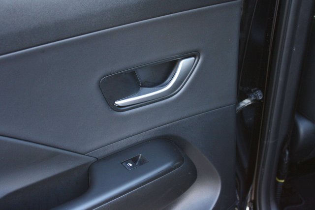 2025 Hyundai Kona 2.0L Preferred-6