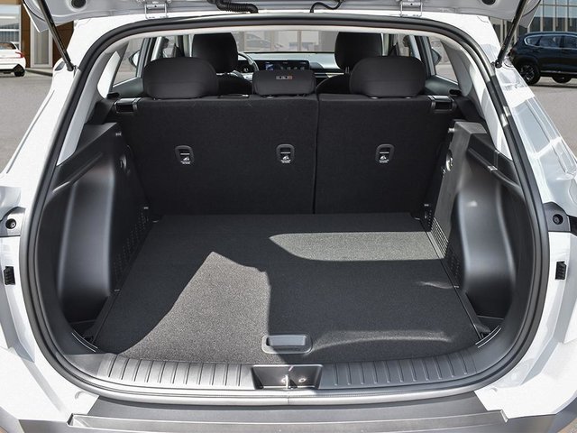 2026 Hyundai Kona Essential-6