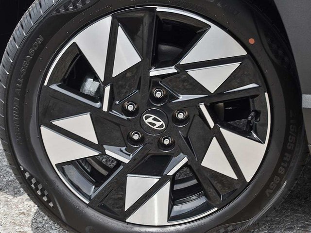 2026 Hyundai Kona Preferred-7