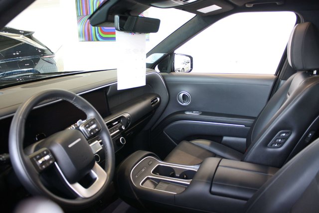 2026 Hyundai Palisade Ultimate Calligraphy 7 Passenger-2