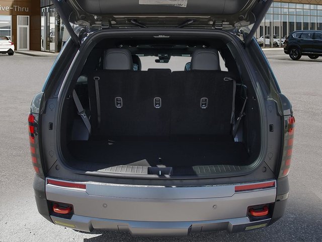 2026 Hyundai Palisade XRT PRO 7 Passenger-6