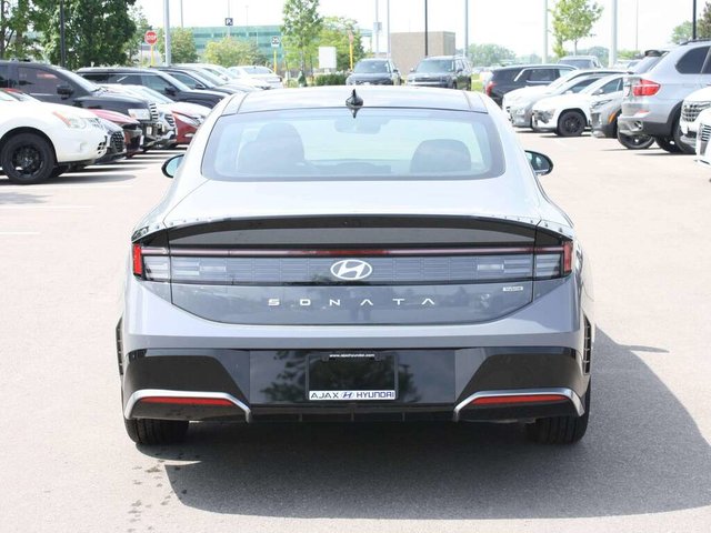 2026 Hyundai Sonata Hybrid Preferred-4