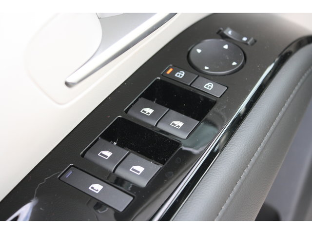 2025 Hyundai Tucson Hybrid Ultimate-7