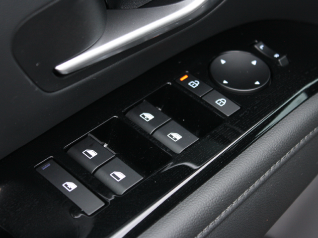 2025 Hyundai Tucson Hybrid Ultimate-6