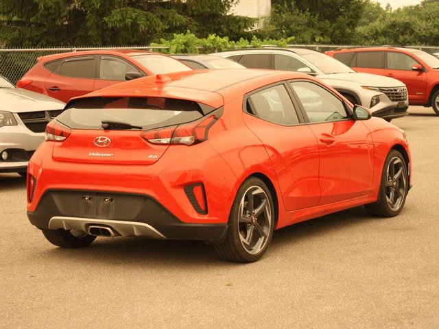 2020 Hyundai Veloster Preferred-3