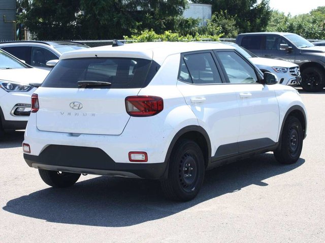 2021 Hyundai Venue Essential-3