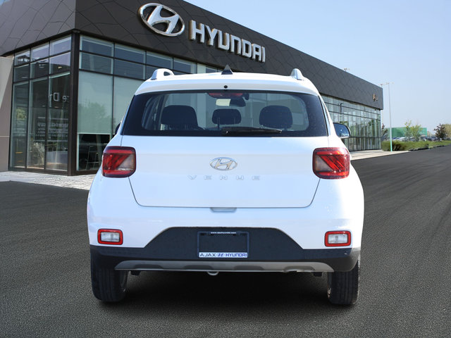 2022 Hyundai Venue Preferred-5