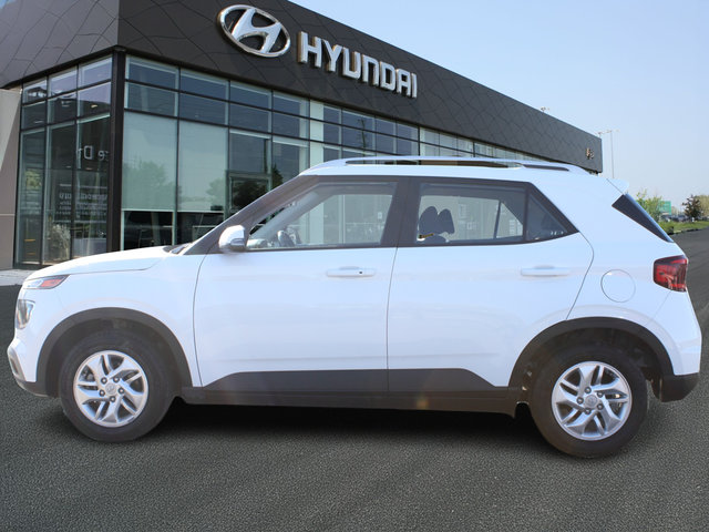 2022 Hyundai Venue Preferred-7