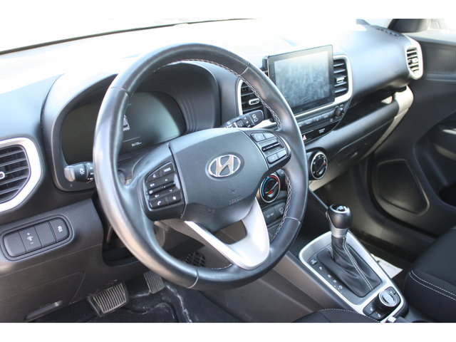 2023 Hyundai Venue Preferred-7