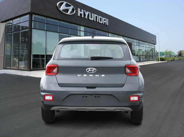 2024 Hyundai Venue Essential-4