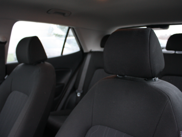 2024 Hyundai Venue Essential-7