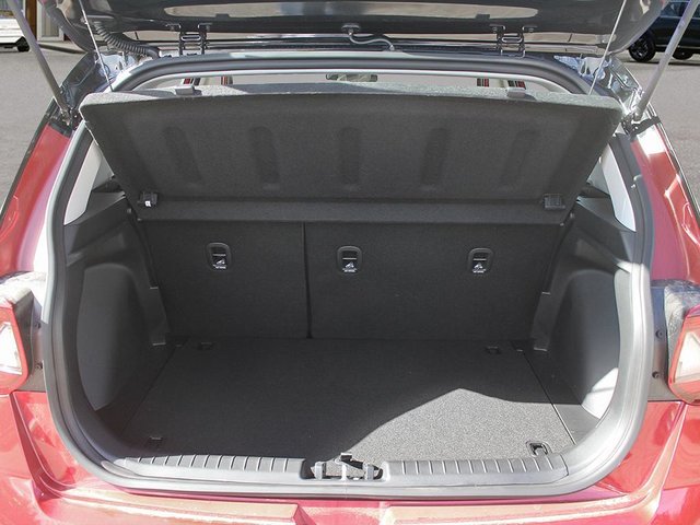 2025 Hyundai VENUE Essential Two-tone-6