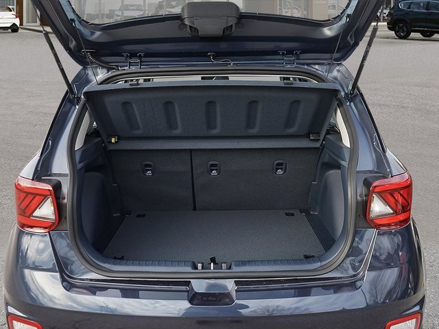 2025 Hyundai VENUE Ultimate - Denim interior-6