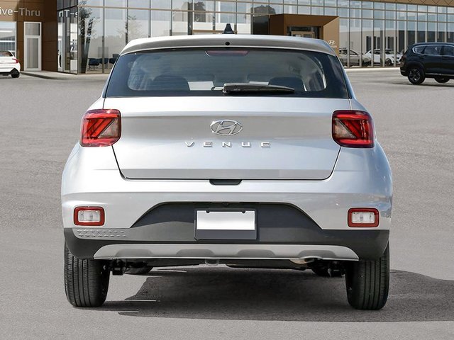 2025 Hyundai Venue Essential-4