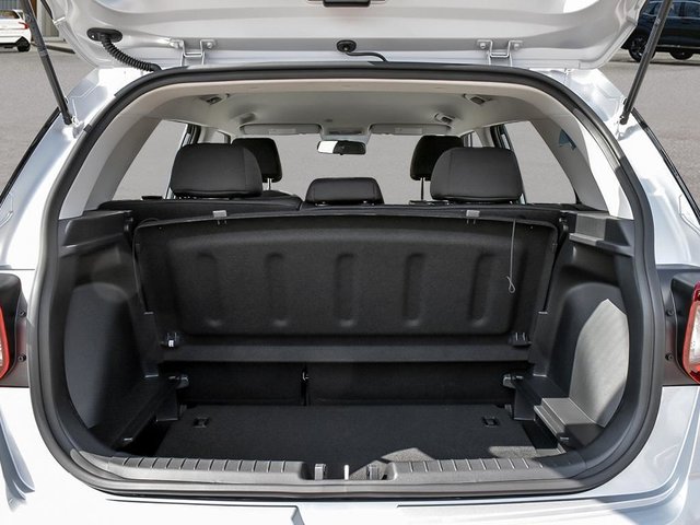 2025 Hyundai Venue Essential-6