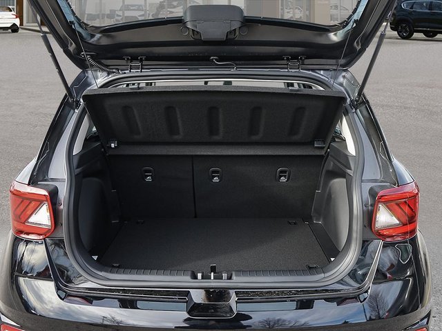 2025 Hyundai Venue Ultimate - Black interior-6