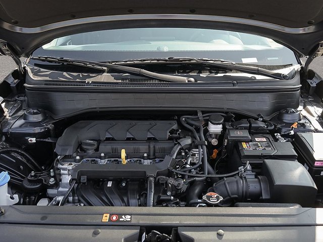 2026 Hyundai VENUE Preferred-5