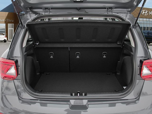 2026 Hyundai Venue Preferred-6