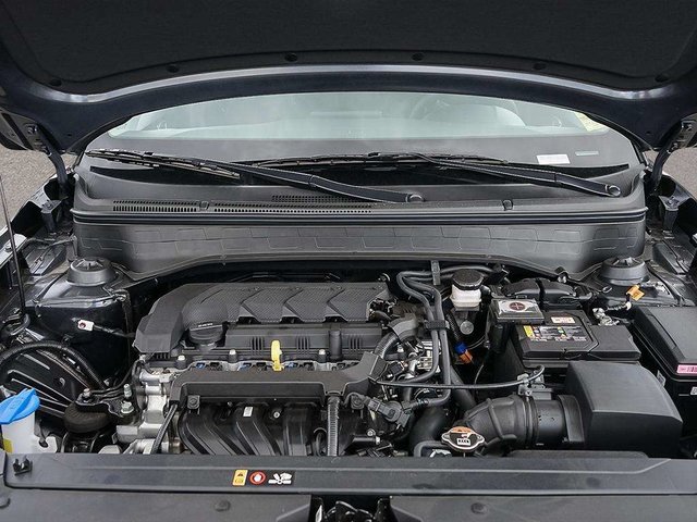 2026 Hyundai Venue Essential-5