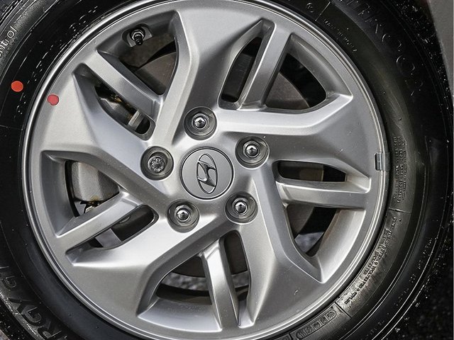2026 Hyundai Venue Preferred-7