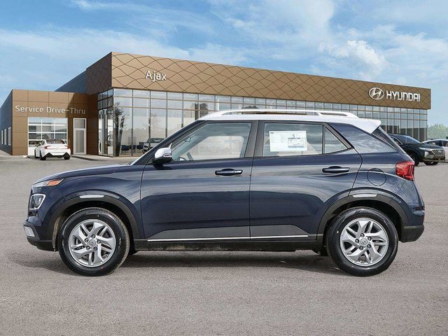 2026 Hyundai Venue Preferred Two-tone-2