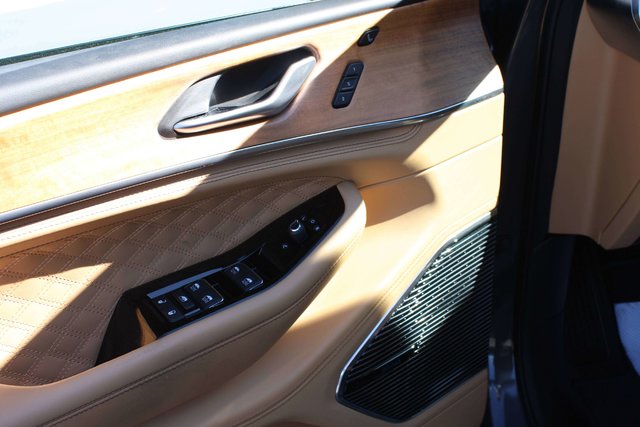 2023 Jeep Grand Cherokee Summit-7