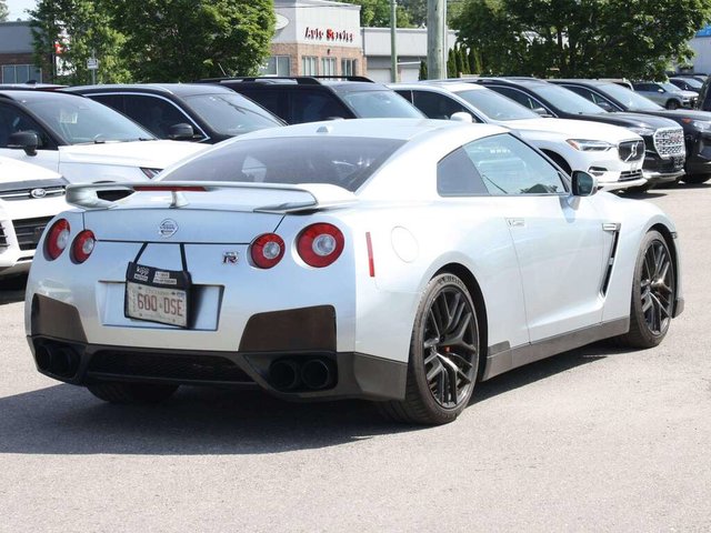 2010 Nissan GT-R Base-3