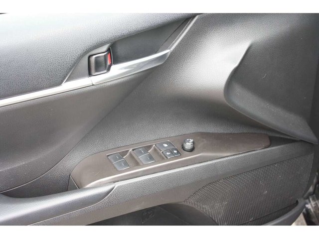 2022 Toyota Camry Hybrid LE-7