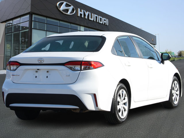 2022 Toyota Corolla LE-4