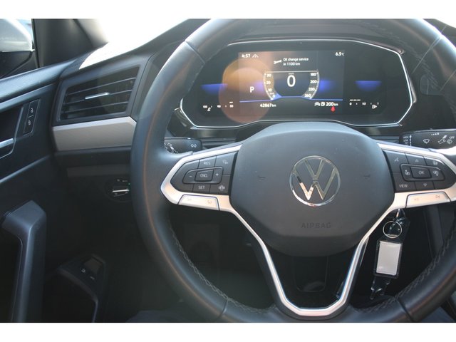 2022 Volkswagen Jetta Trendline-7