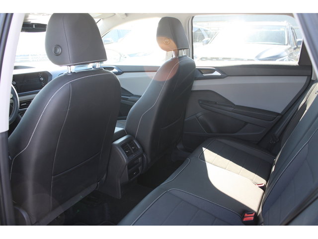 2024 Volkswagen Taos Comfortline-6