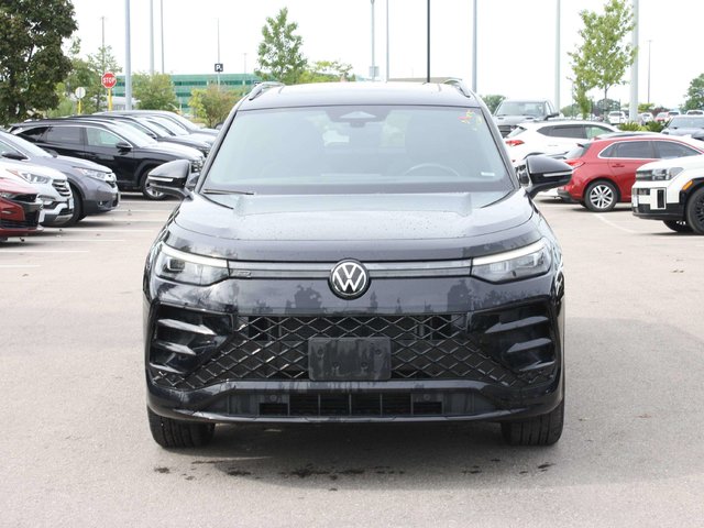 2026 Volkswagen Tiguan Comfortline R-Line Black-1