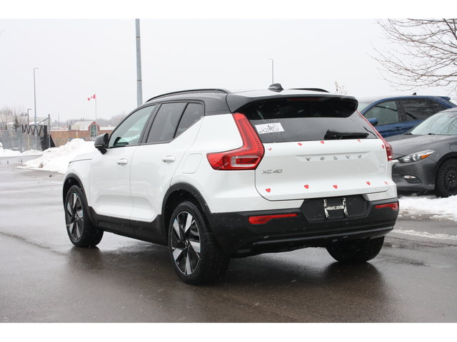 2024 Volvo XC40 Recharge Pure Electric Core-6